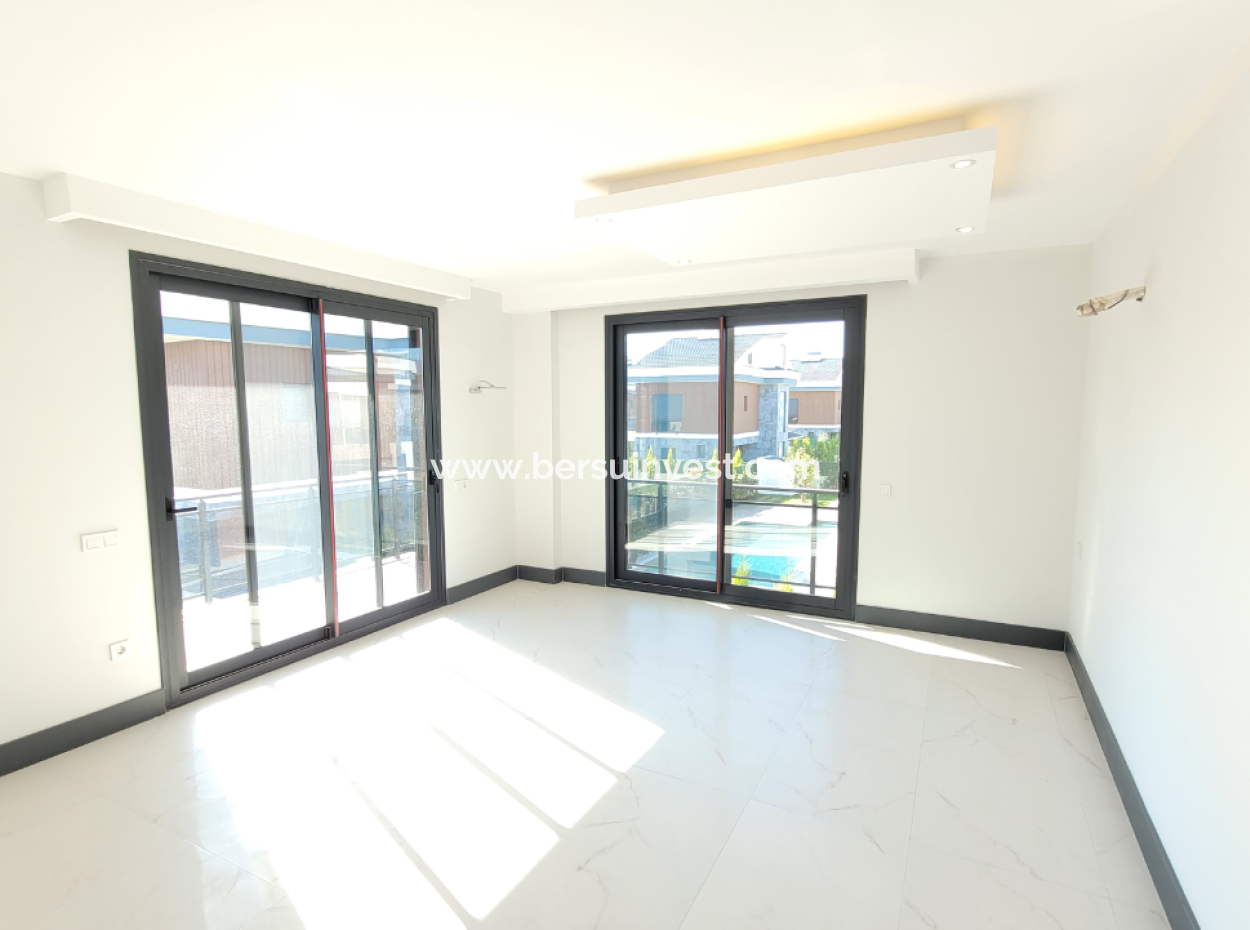 Fethiye Kargı’da Modern Tasarımlı, Bahçeli Ve Havuzlu Villa