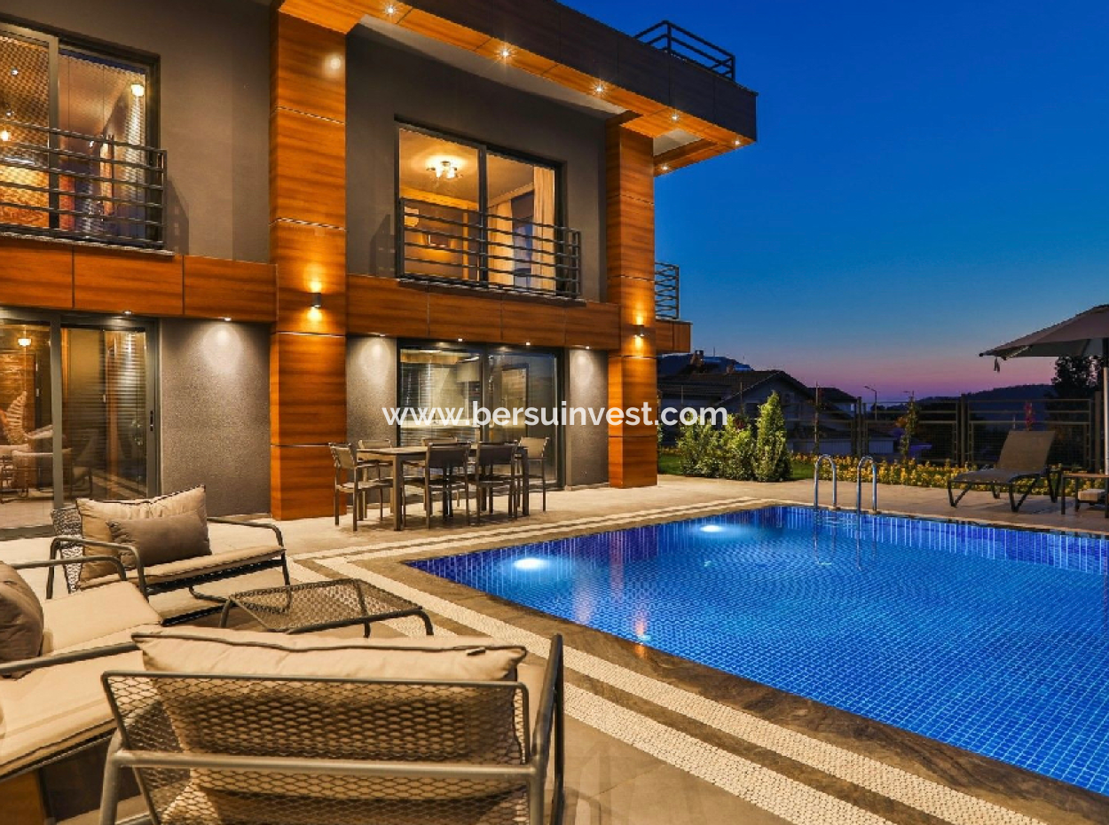 Ovacık'ta Satılık Lüks Villa