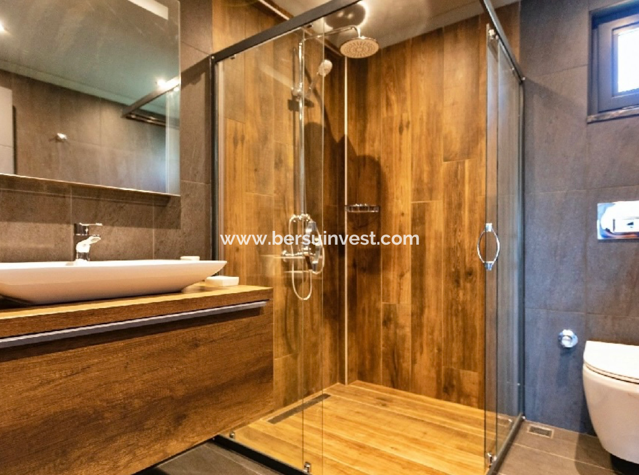 Ovacık'ta Satılık Lüks Villa