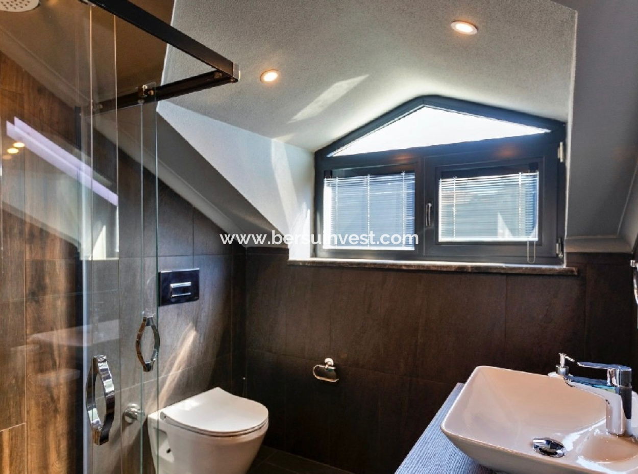 Ovacık'ta Satılık Lüks Villa