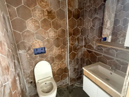 Fethiye Ölüdeniz Ovacık Mahallesinde Ana Yol Cepheli  Kiralık İşyeri