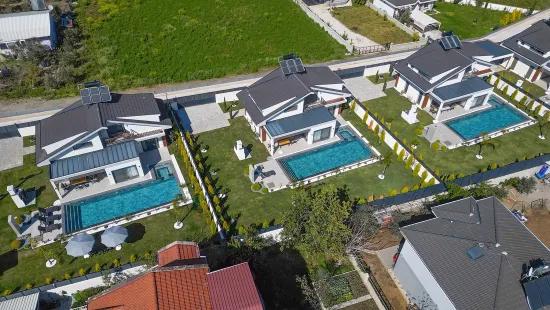 Kargı'da Satılık 3+1 Müstakil Havuzlu Villa