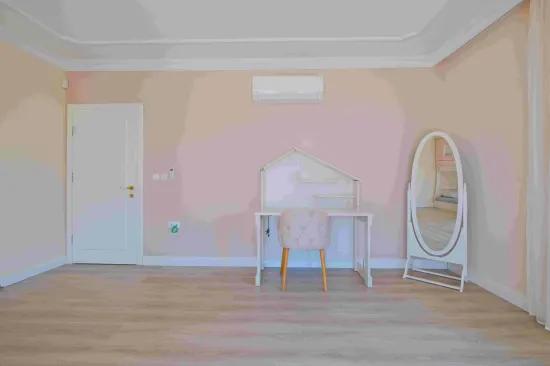 Fethiye Karagedik'te 661 M² Arsa İçinde 8+1 Özel Havuzlu Villa